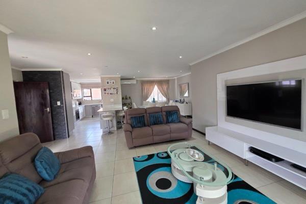 3 Bedroom Property for Sale in Helderwyk Gauteng