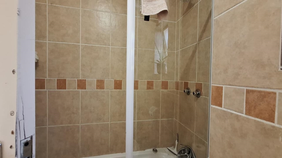 2 Bedroom Property for Sale in Noordhang Gauteng