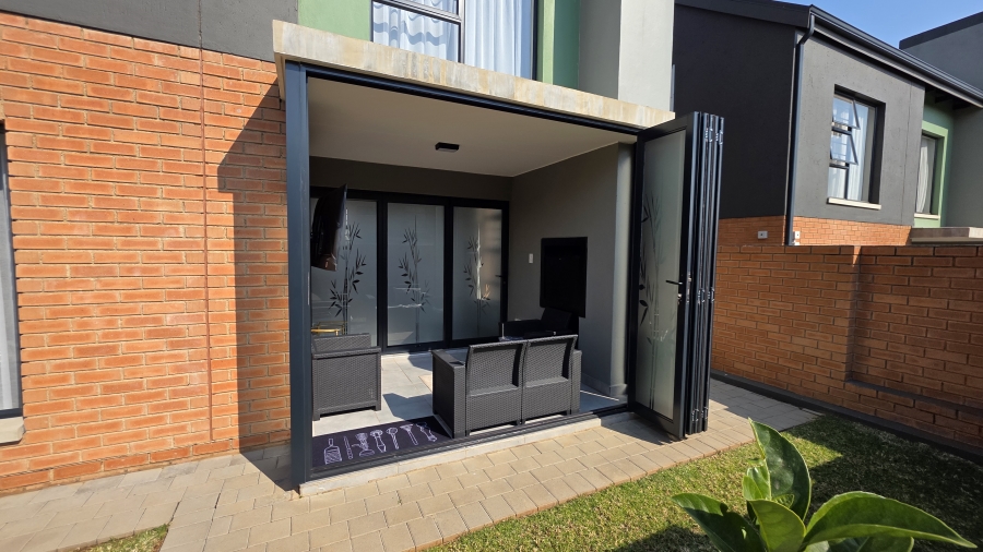 3 Bedroom Property for Sale in Amberfield Gauteng