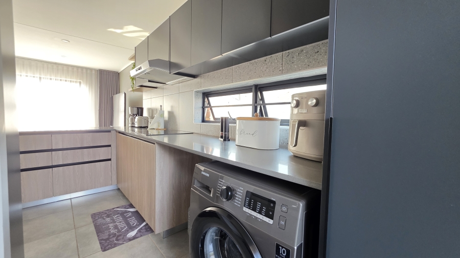 3 Bedroom Property for Sale in Amberfield Gauteng