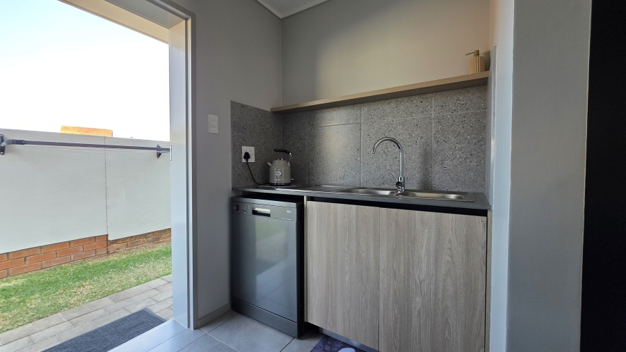 3 Bedroom Property for Sale in Amberfield Gauteng