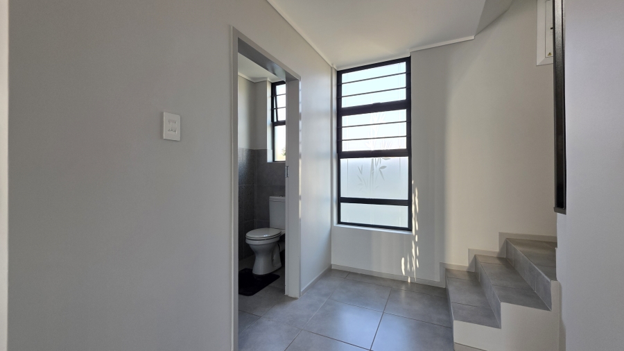 3 Bedroom Property for Sale in Amberfield Gauteng