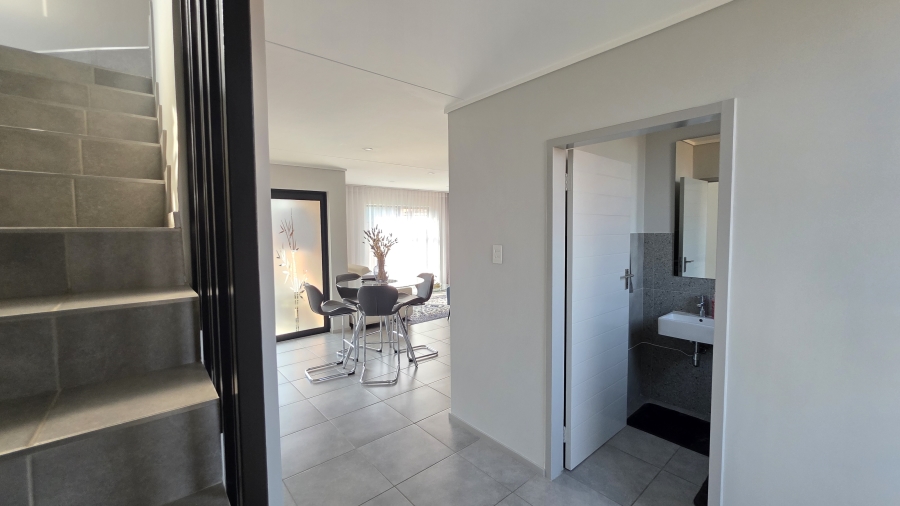 3 Bedroom Property for Sale in Amberfield Gauteng