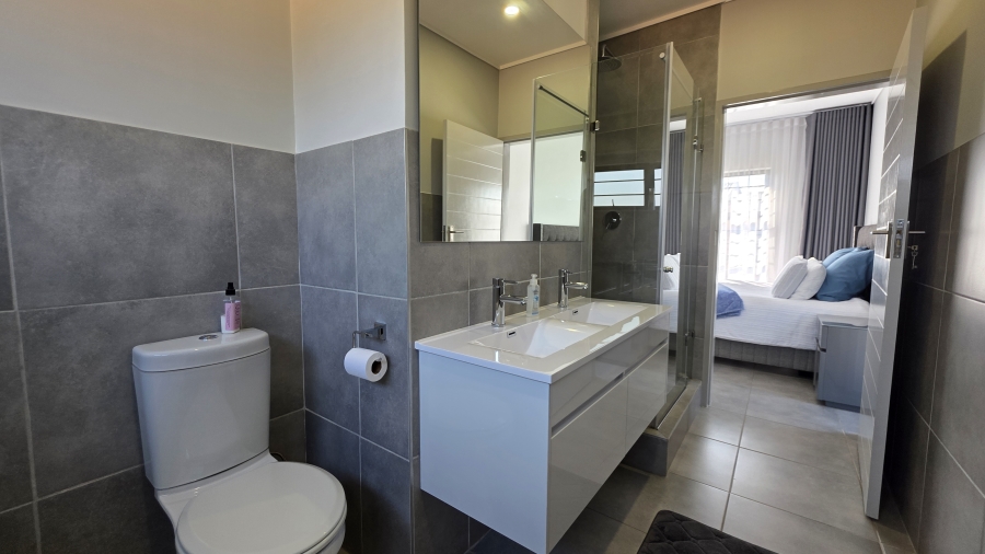 3 Bedroom Property for Sale in Amberfield Gauteng