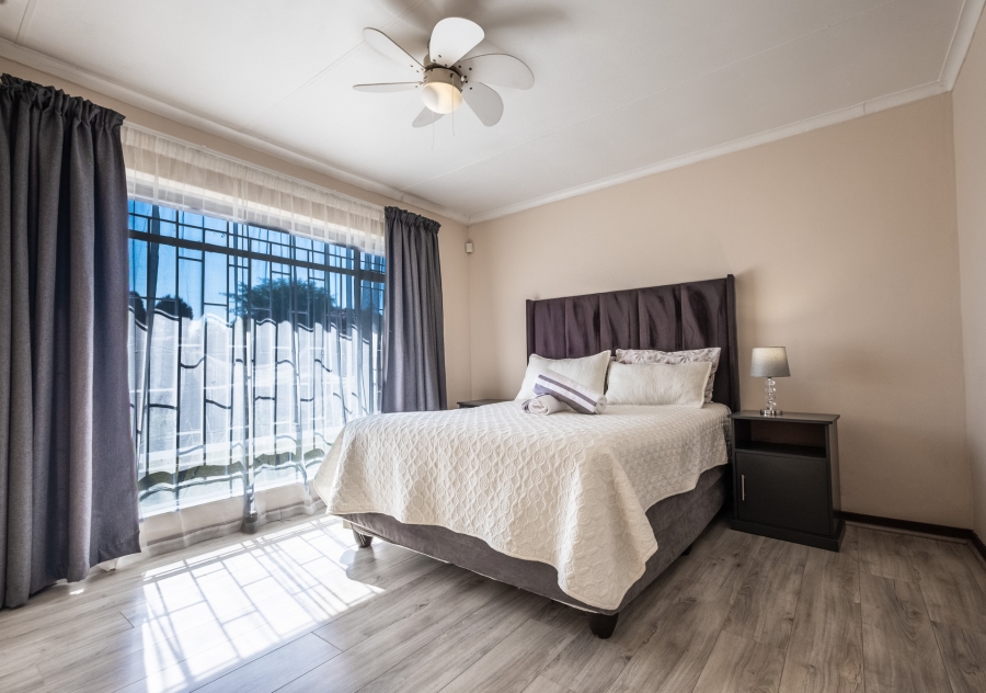 To Let 3 Bedroom Property for Rent in Garsfontein Gauteng