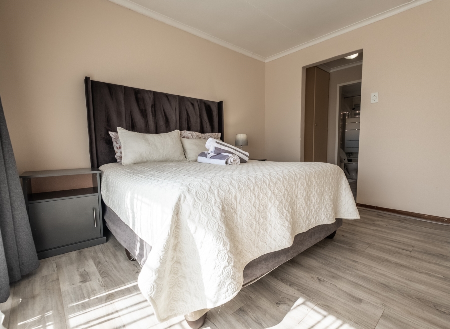 To Let 3 Bedroom Property for Rent in Garsfontein Gauteng
