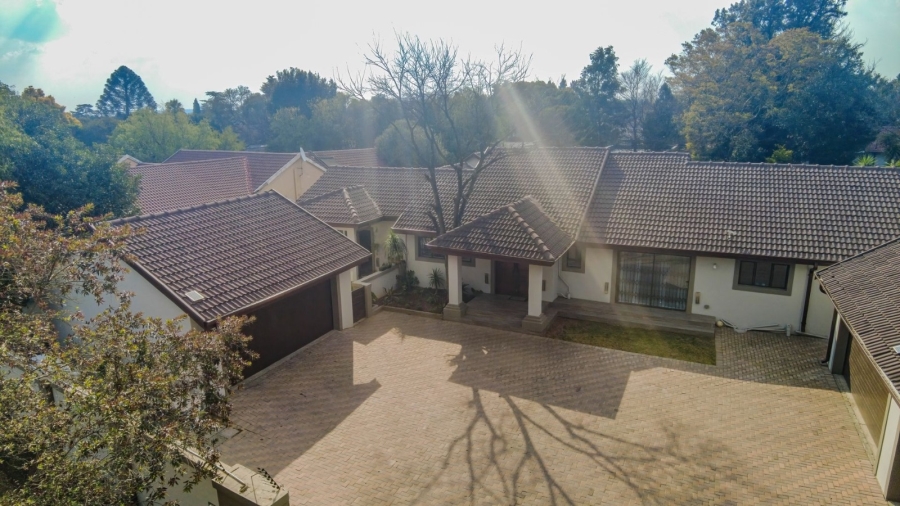 7 Bedroom Property for Sale in Brackenhurst Gauteng