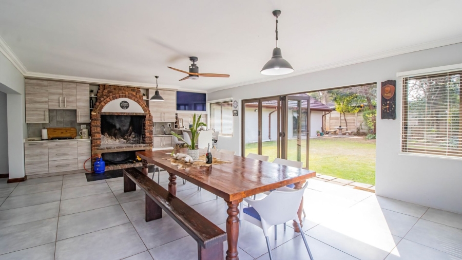 7 Bedroom Property for Sale in Brackenhurst Gauteng