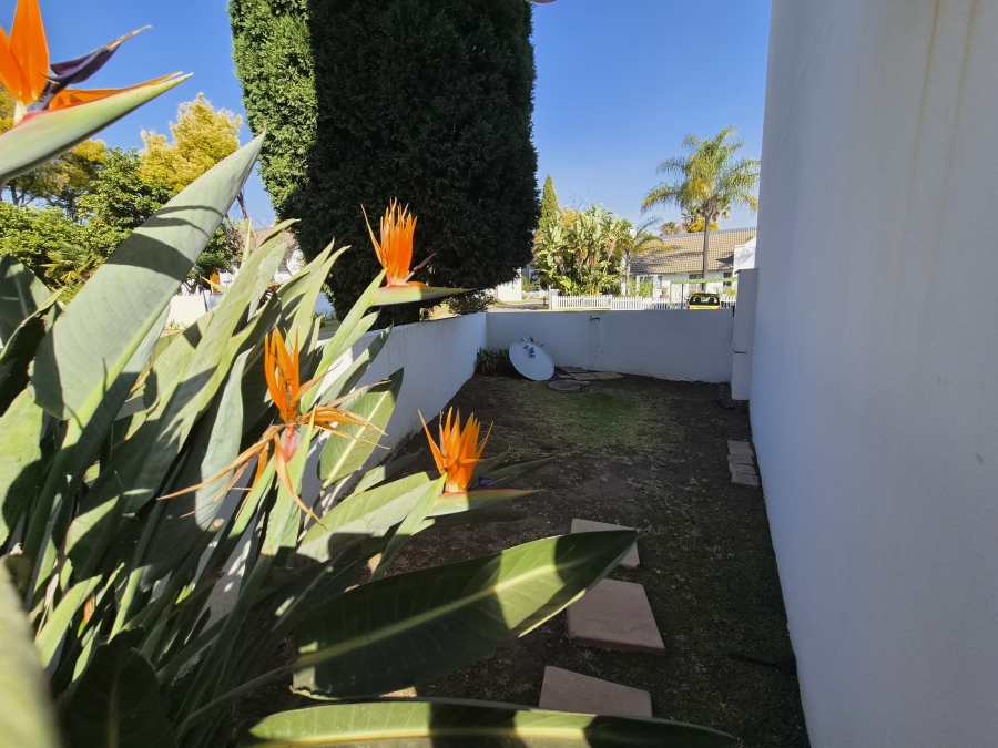 2 Bedroom Property for Sale in Marais Steyn Park Gauteng