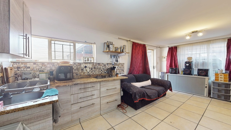 3 Bedroom Property for Sale in Sunnyridge Gauteng