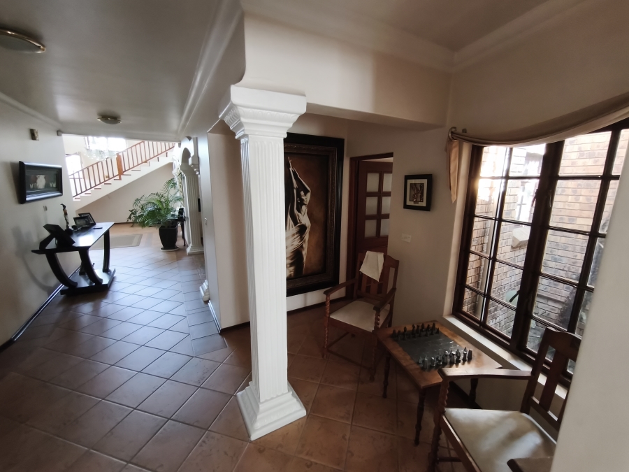 To Let 4 Bedroom Property for Rent in Glen Marais Gauteng