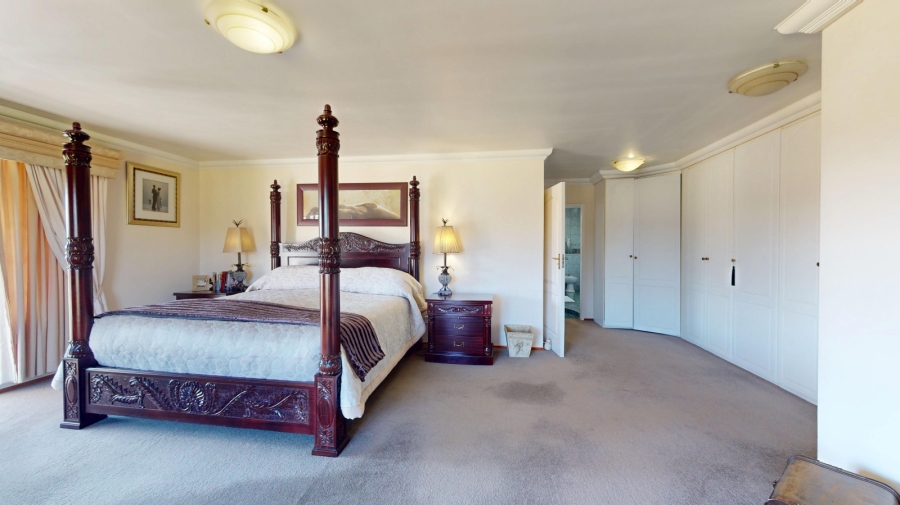 4 Bedroom Property for Sale in Glen Marais Gauteng
