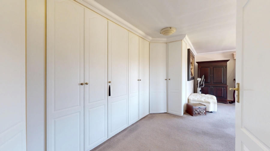 4 Bedroom Property for Sale in Glen Marais Gauteng