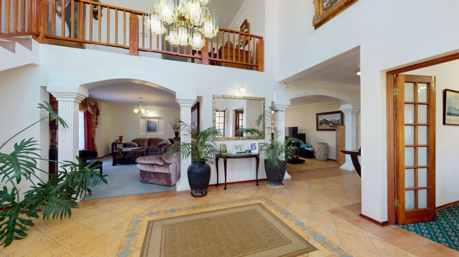 4 Bedroom Property for Sale in Glen Marais Gauteng