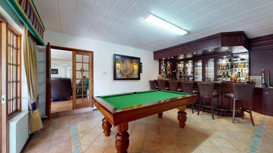 4 Bedroom Property for Sale in Glen Marais Gauteng