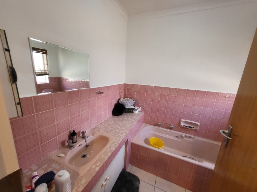 3 Bedroom Property for Sale in Risana Gauteng