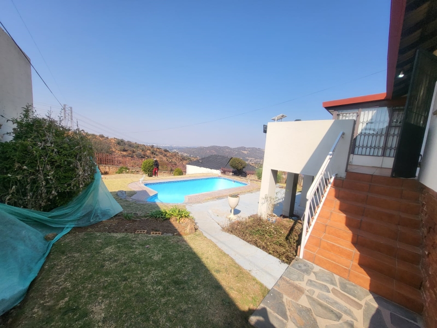 3 Bedroom Property for Sale in Risana Gauteng