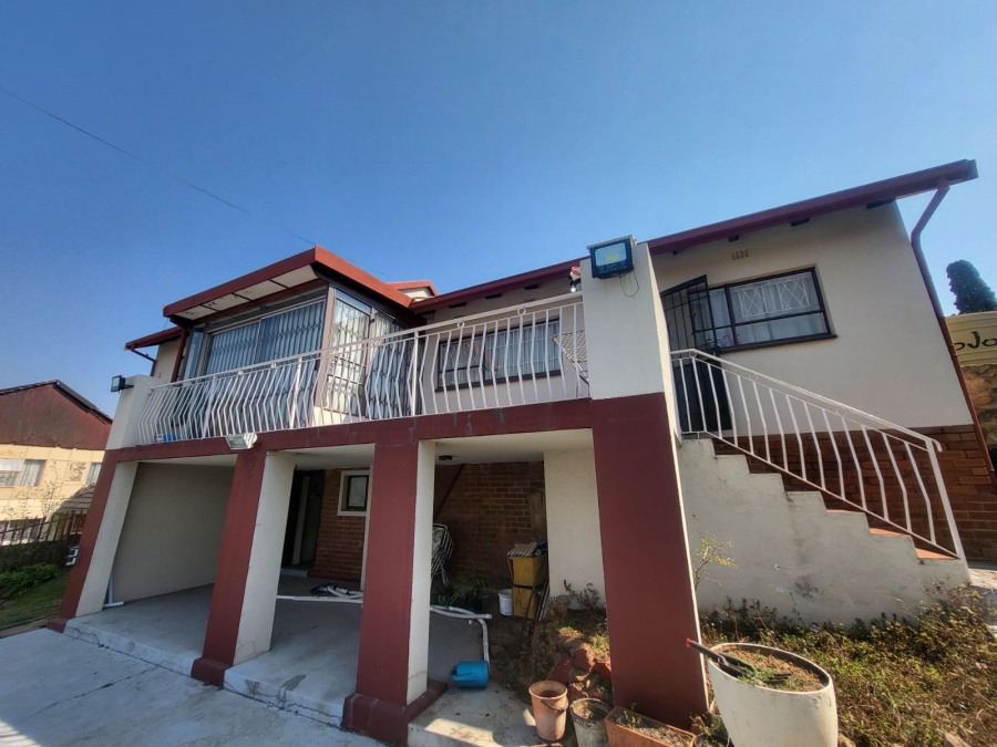 3 Bedroom Property for Sale in Risana Gauteng