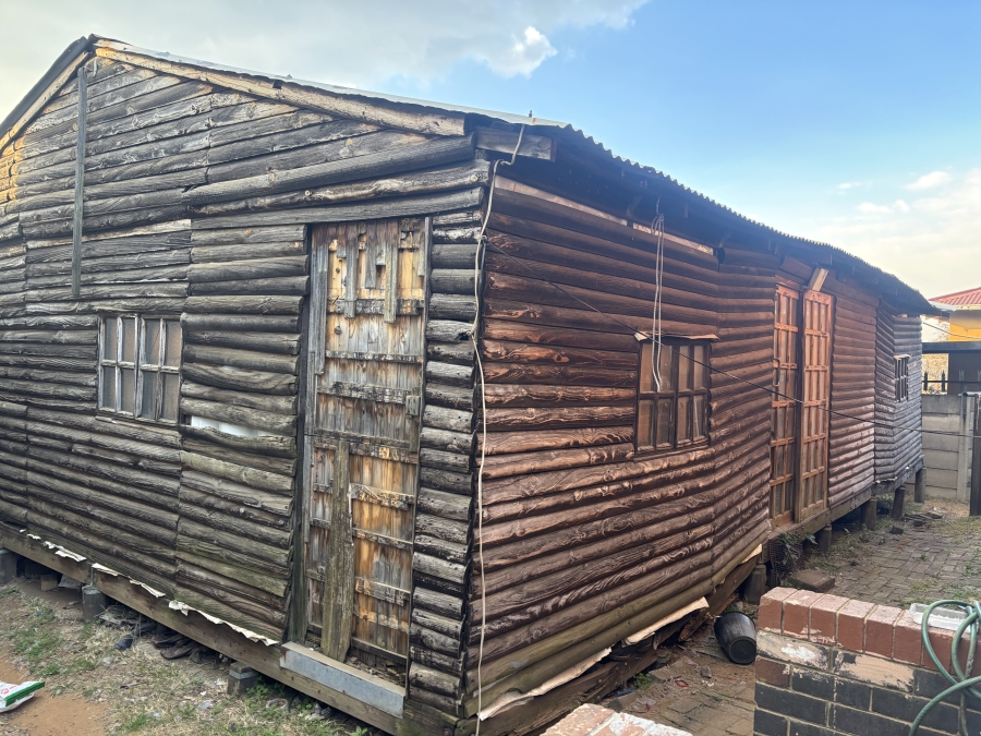 3 Bedroom Property for Sale in Unigray Gauteng