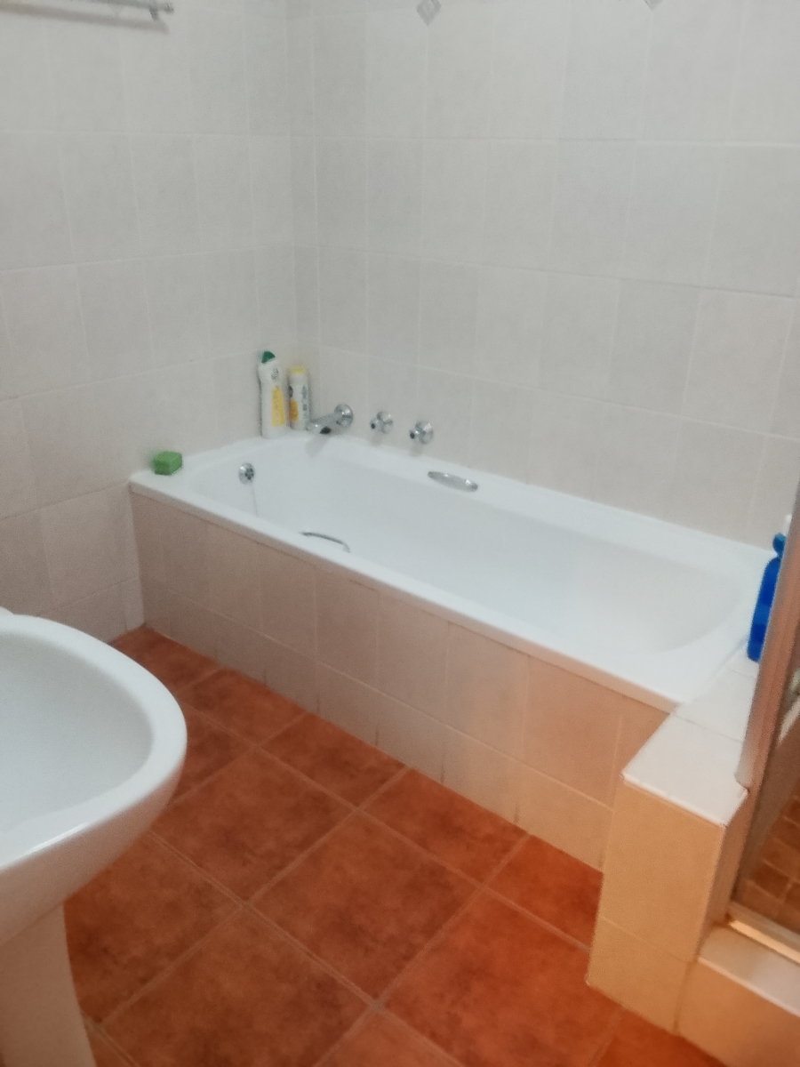 2 Bedroom Property for Sale in Rietfontein Gauteng