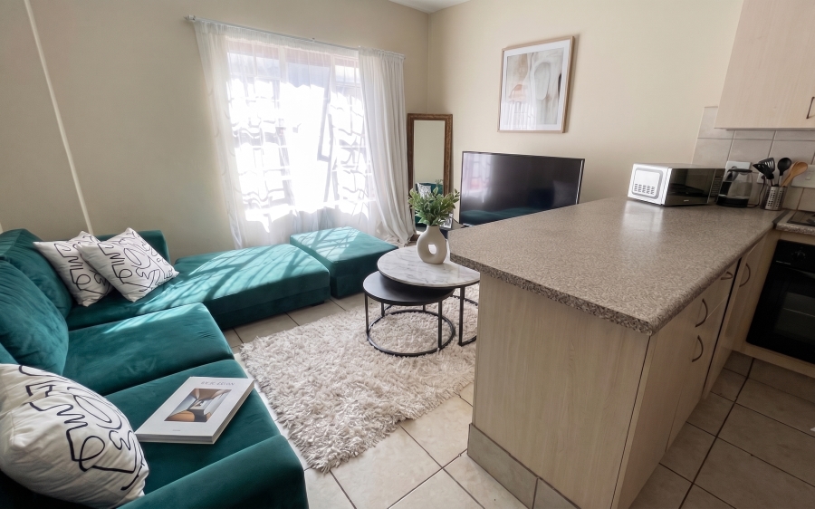 1 Bedroom Property for Sale in Grand Central Gauteng