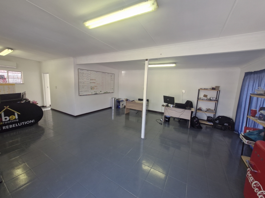 To Let Commercial Property for Rent in Wierda Park Gauteng