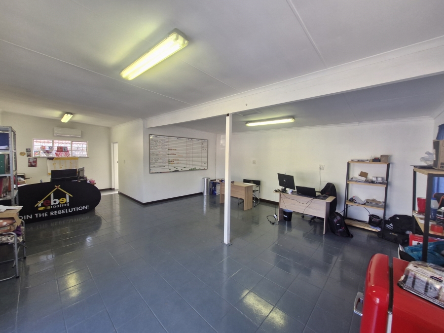 To Let Commercial Property for Rent in Wierda Park Gauteng