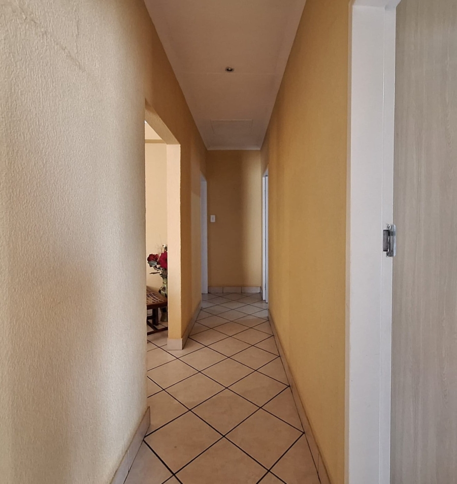 3 Bedroom Property for Sale in Rensburg Gauteng