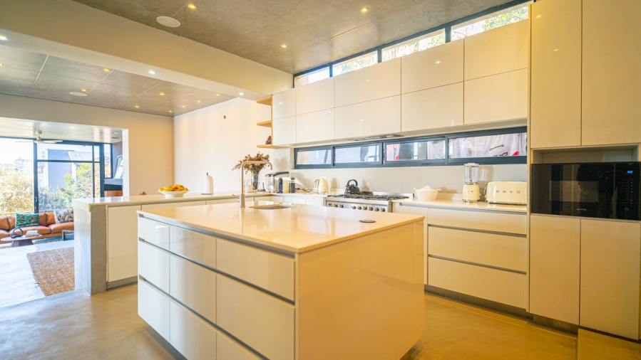 4 Bedroom Property for Sale in Helderfontein Estate Gauteng