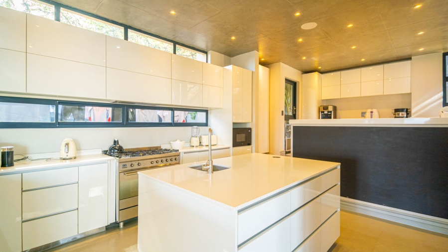 4 Bedroom Property for Sale in Helderfontein Estate Gauteng
