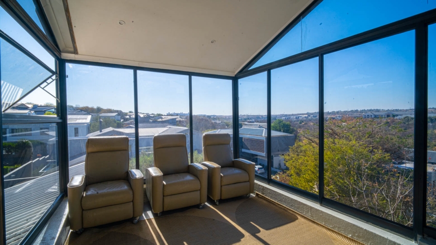 4 Bedroom Property for Sale in Helderfontein Estate Gauteng