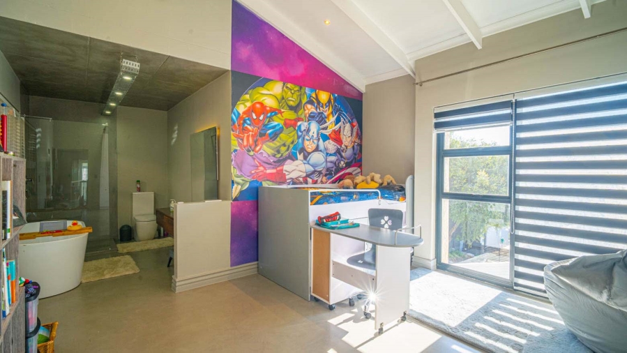 4 Bedroom Property for Sale in Helderfontein Estate Gauteng