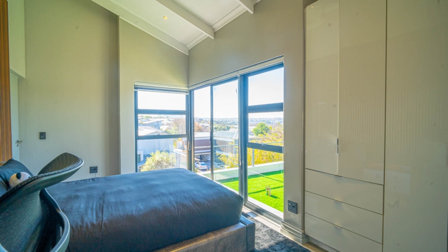 4 Bedroom Property for Sale in Helderfontein Estate Gauteng
