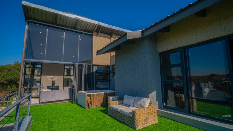 4 Bedroom Property for Sale in Helderfontein Estate Gauteng