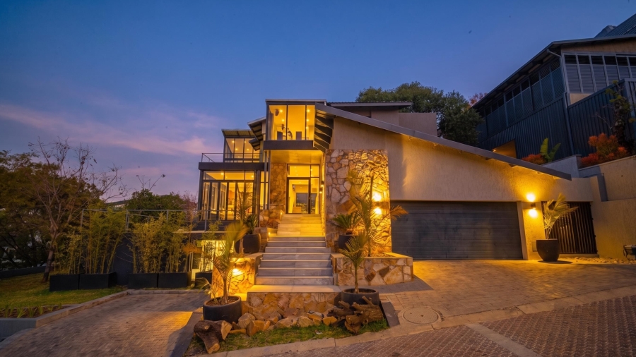 4 Bedroom Property for Sale in Helderfontein Estate Gauteng