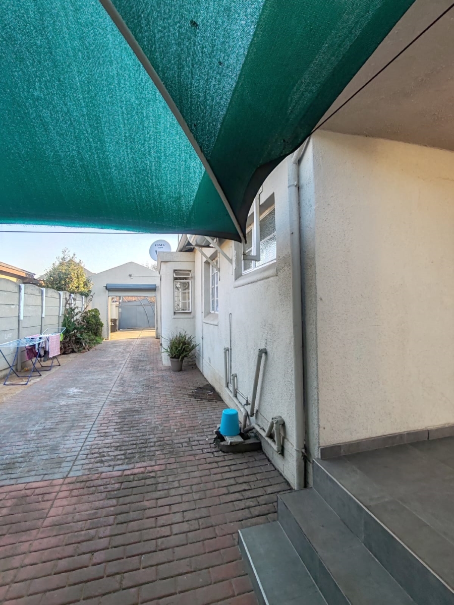 To Let 1 Bedroom Property for Rent in Brenthurst Gauteng