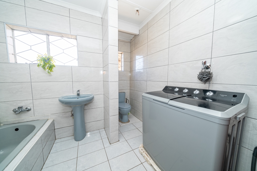 3 Bedroom Property for Sale in Minnebron Gauteng
