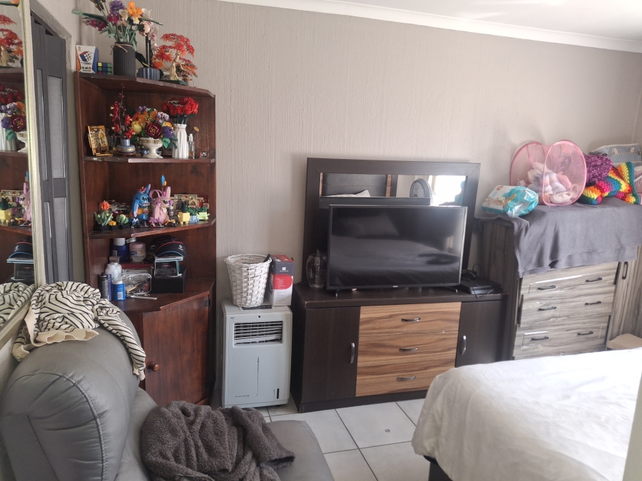 2 Bedroom Property for Sale in Huntingdon Gauteng