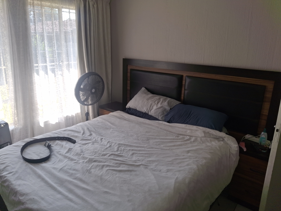 2 Bedroom Property for Sale in Huntingdon Gauteng