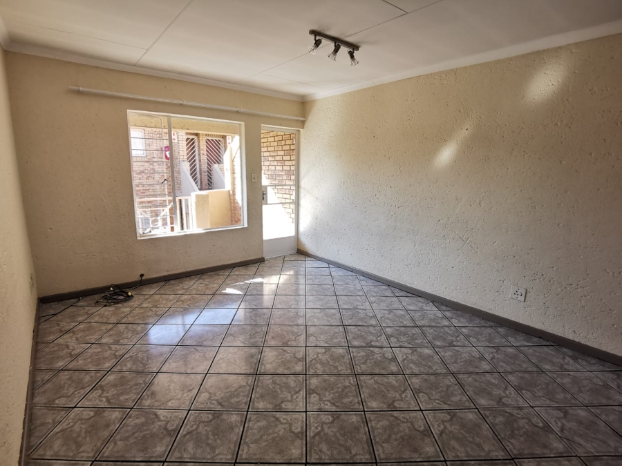 2 Bedroom Property for Sale in Kenleaf Gauteng