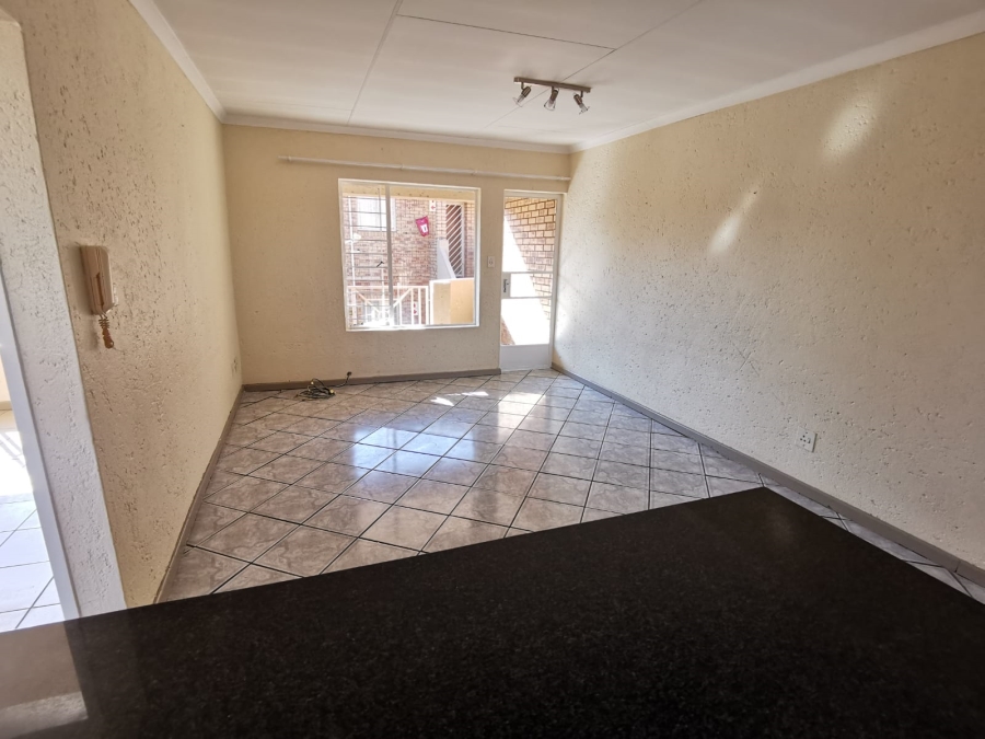 2 Bedroom Property for Sale in Kenleaf Gauteng