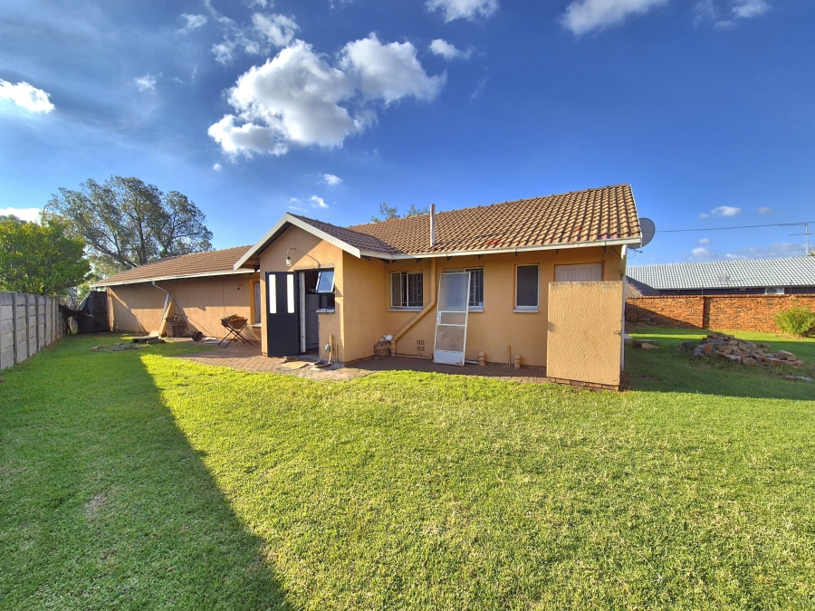 To Let 3 Bedroom Property for Rent in Brakpan North Gauteng