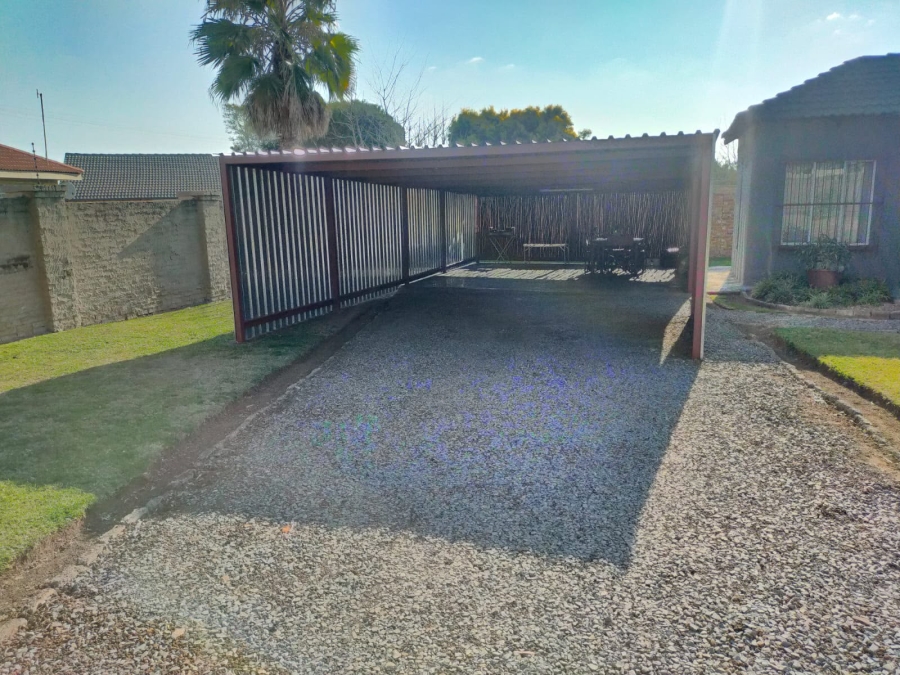 3 Bedroom Property for Sale in Riversdale Gauteng