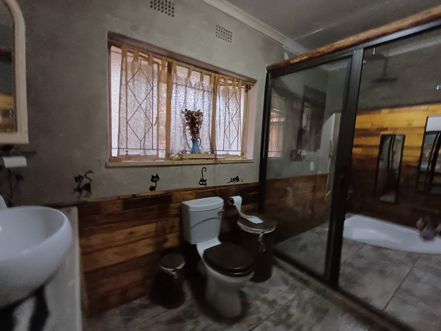 3 Bedroom Property for Sale in Flora Gardens Gauteng