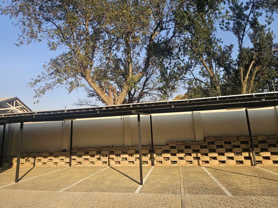 To Let 2 Bedroom Property for Rent in Wierda Valley Gauteng