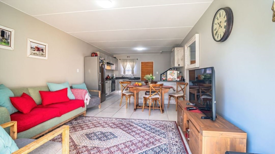 3 Bedroom Property for Sale in Goedeburg Gauteng
