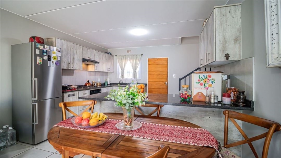 3 Bedroom Property for Sale in Goedeburg Gauteng