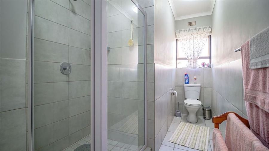 3 Bedroom Property for Sale in Goedeburg Gauteng