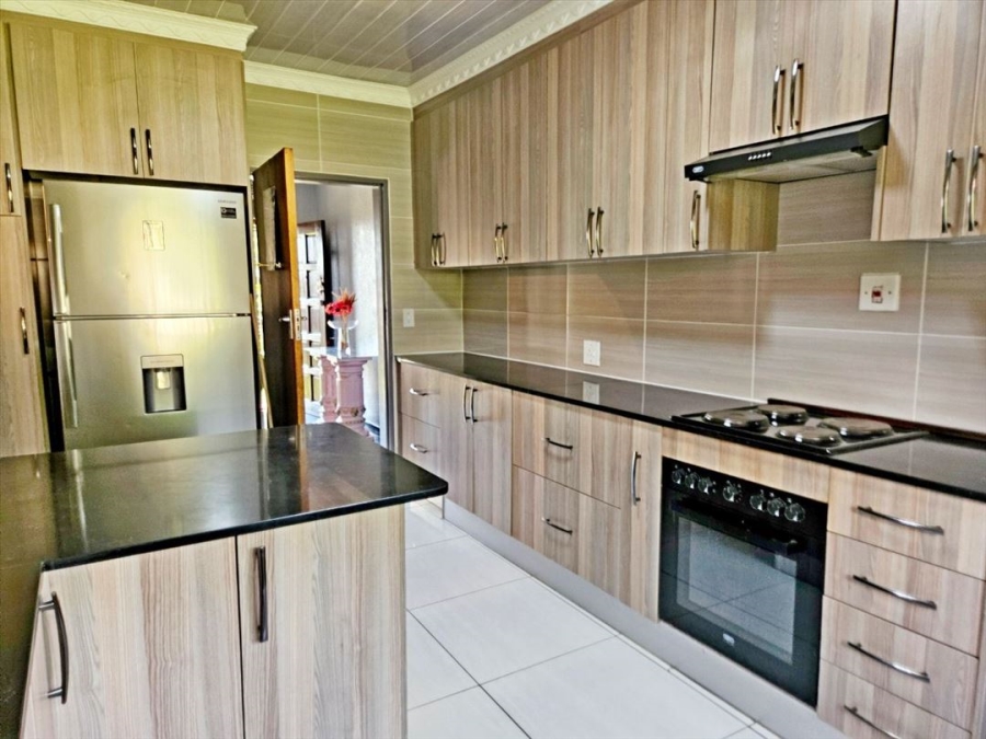 4 Bedroom Property for Sale in Norkem Park Gauteng