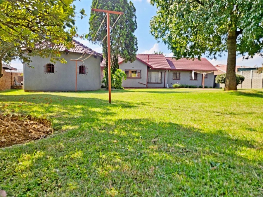 4 Bedroom Property for Sale in Norkem Park Gauteng